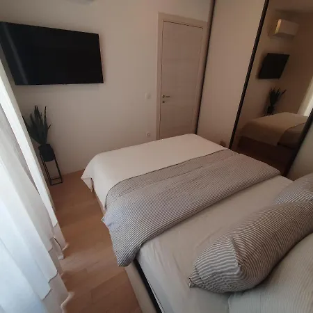 Maria-ana Apartman *